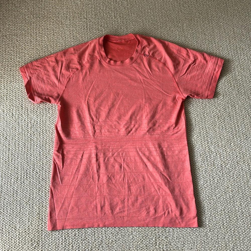 Lululemon athletic shirt​